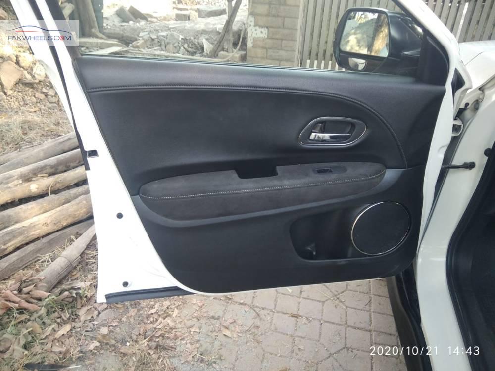 Honda Vezel 2016 for Sale in Islamabad Honda Vezel 2016 for Sale in Islamabad Image-13