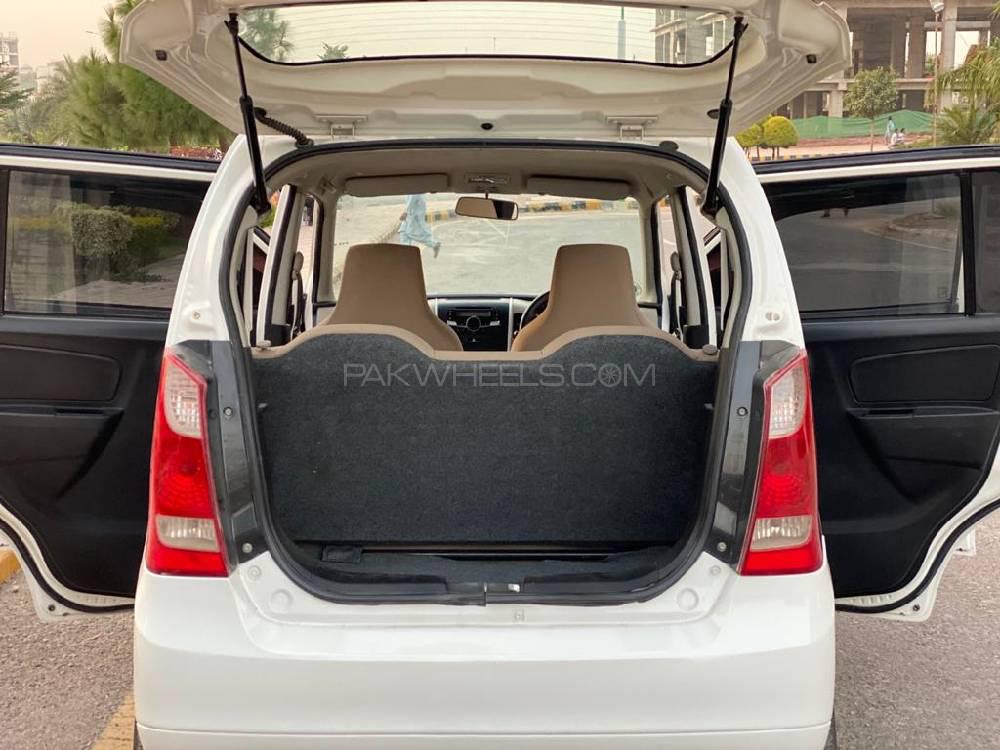 Suzuki Wagon R 2017 for Sale in Islamabad Suzuki Wagon R 2017 for Sale in Islamabad Image-12