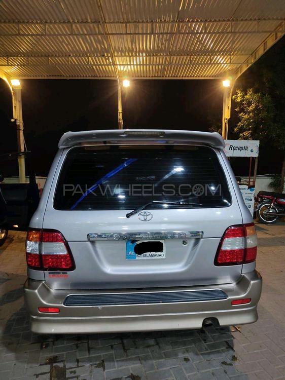 Toyota Land Cruiser 2004 for Sale in Rawalpindi Toyota Land Cruiser 2004 for Sale in Rawalpindi Image-6