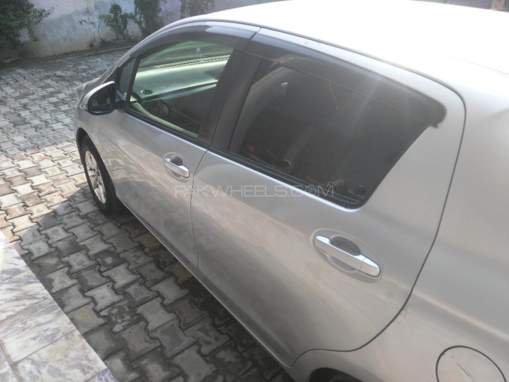 Toyota Vitz 2012 for Sale in Charsadda Toyota Vitz 2012 for Sale in Charsadda Image-5