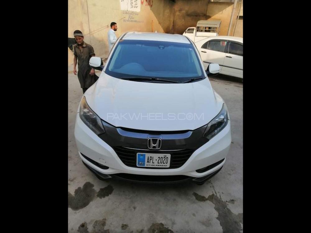 Honda Vezel 2014 for Sale in Peshawar Image-1