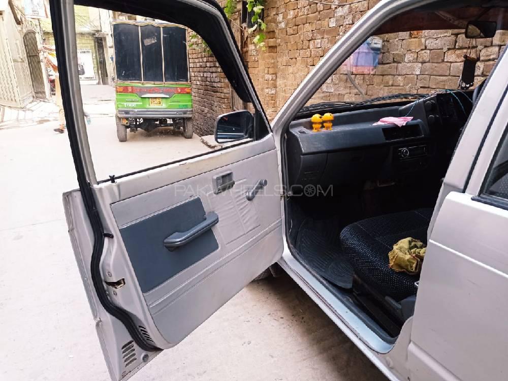 Suzuki Mehran 2005 for Sale in Rawalpindi Suzuki Mehran 2005 for Sale in Rawalpindi Image-10