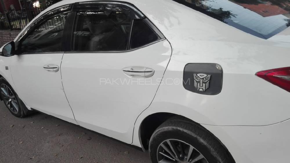 Toyota Corolla 2015 for Sale in Lahore Toyota Corolla 2015 for Sale in Lahore Image-5