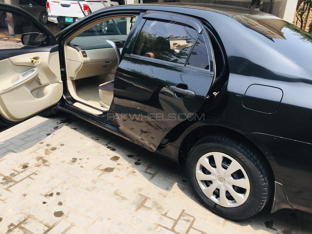 Toyota Corolla 2013 for Sale in Peshawar Toyota Corolla 2013 for Sale in Peshawar Image-2