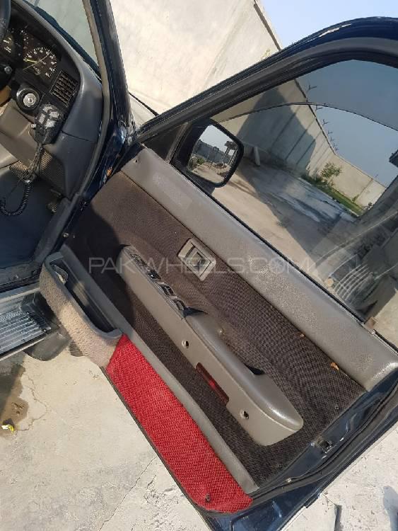 Toyota Surf 1993 for Sale in Swabi Toyota Surf 1993 for Sale in Swabi Image-10