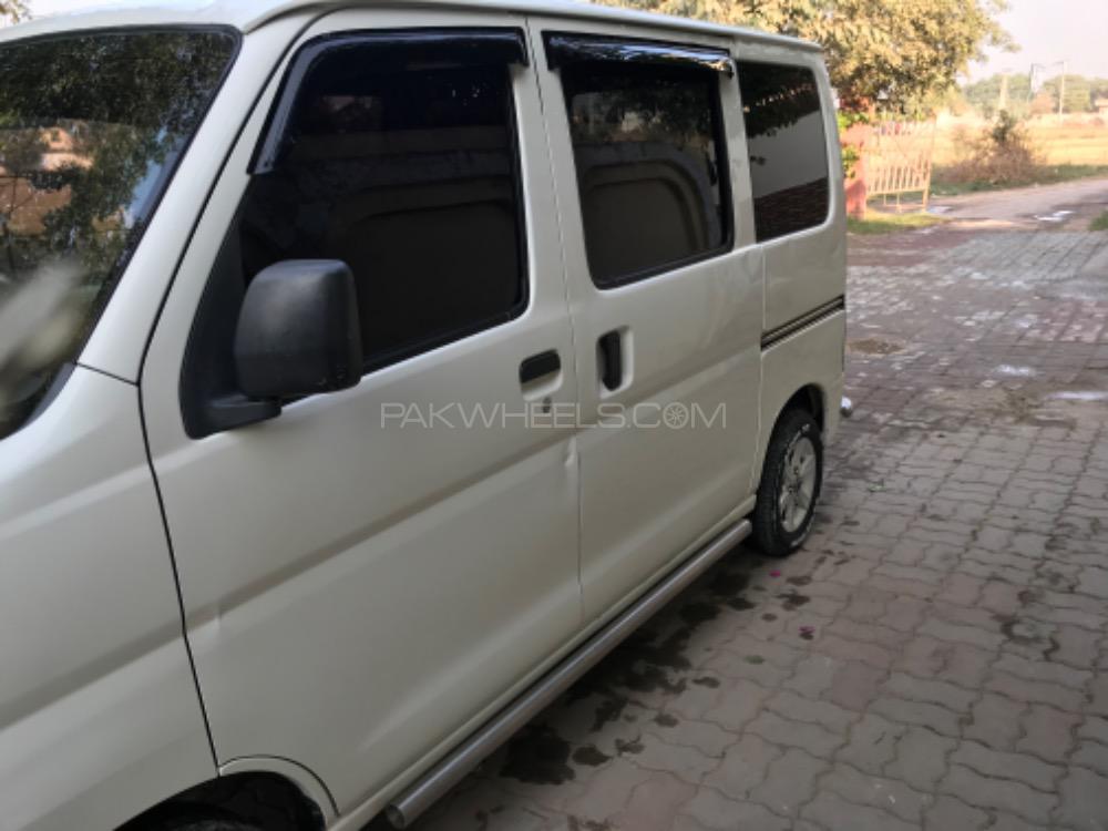 ڈائیہاتسو ہائی جیٹ 2011 for Sale in سیالکوٹ ڈائیہاتسو ہائی جیٹ 2011 for Sale in سیالکوٹ Image-11