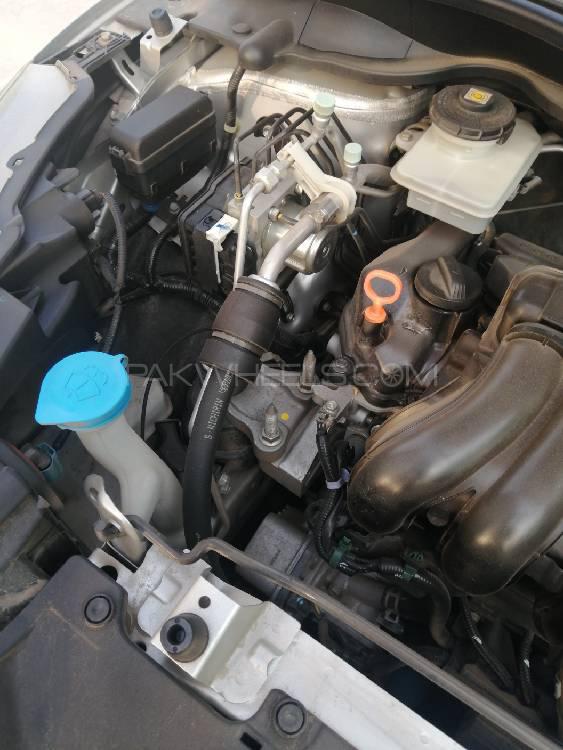 Honda Vezel 2014 for Sale in Islamabad Honda Vezel 2014 for Sale in Islamabad Image-4
