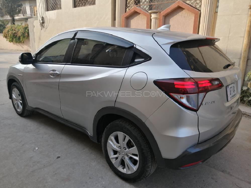 Honda Vezel 2014 for Sale in Islamabad Honda Vezel 2014 for Sale in Islamabad Image-10