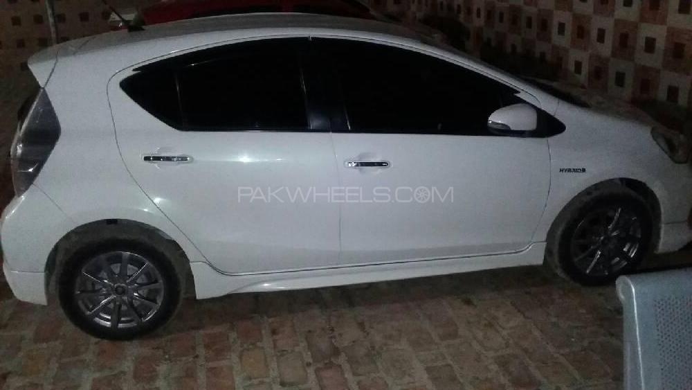 Toyota Aqua 2014 for Sale in Peshawar Toyota Aqua 2014 for Sale in Peshawar Image-11