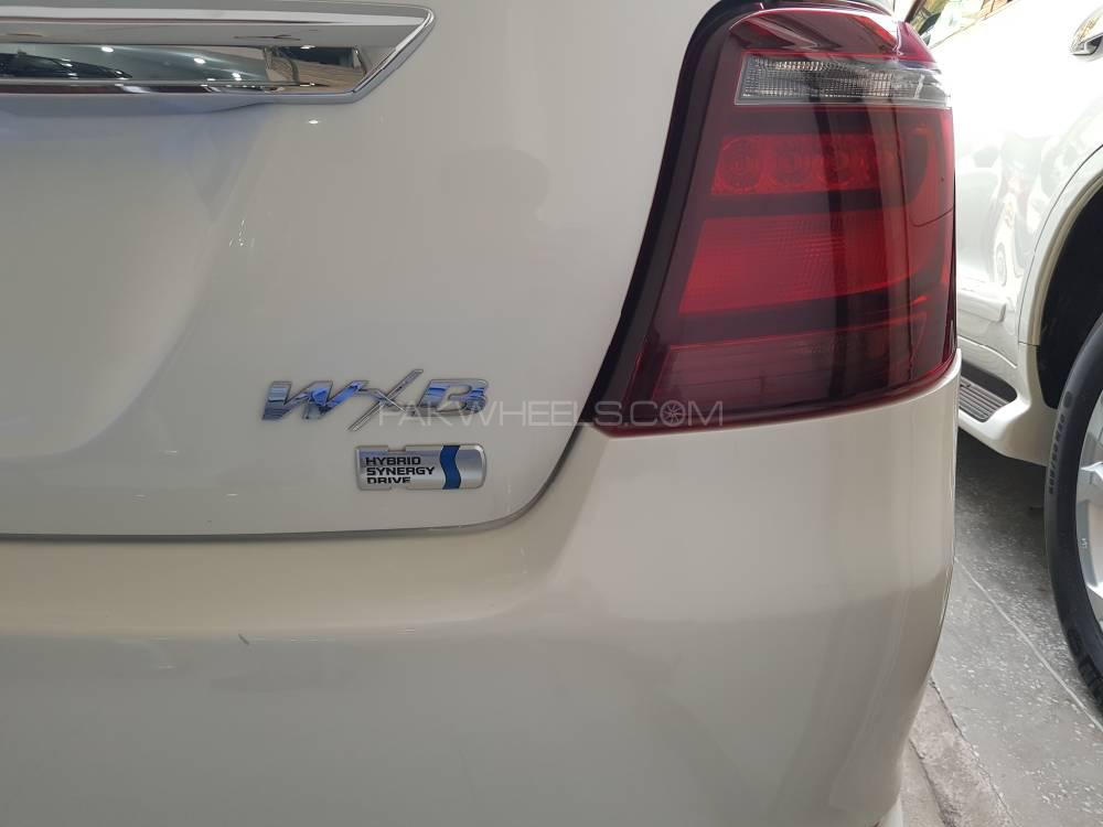 Toyota Corolla Axio 2017 for Sale in Peshawar Toyota Corolla Axio 2017 for Sale in Peshawar Image-12