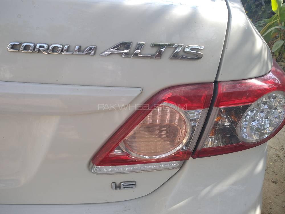 Toyota Corolla 2011 for Sale in Attock Image-1