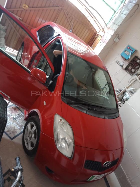 Toyota Vitz 2007 for Sale in Faisalabad Image-1