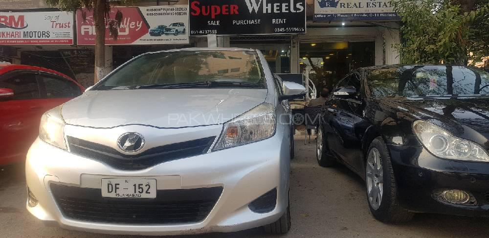 Toyota Vitz 2011 for Sale in Islamabad Image-1