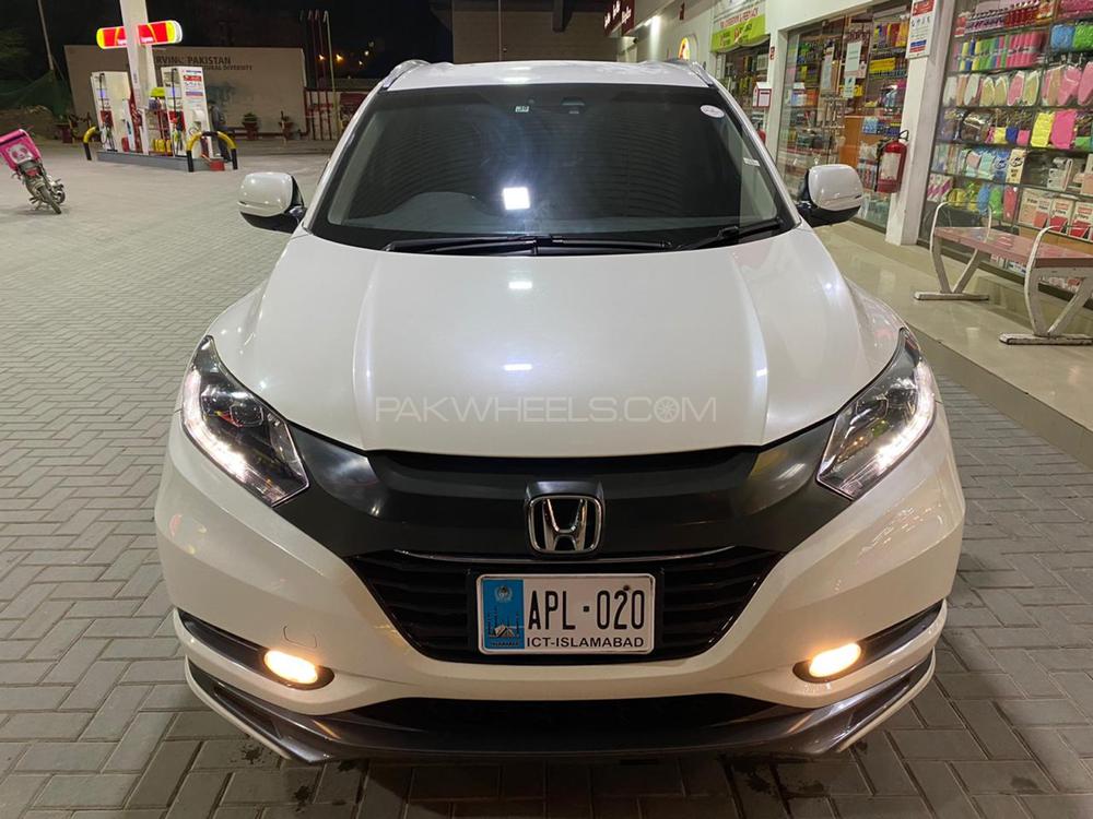 Honda Vezel 2015 for Sale in Peshawar Image-1