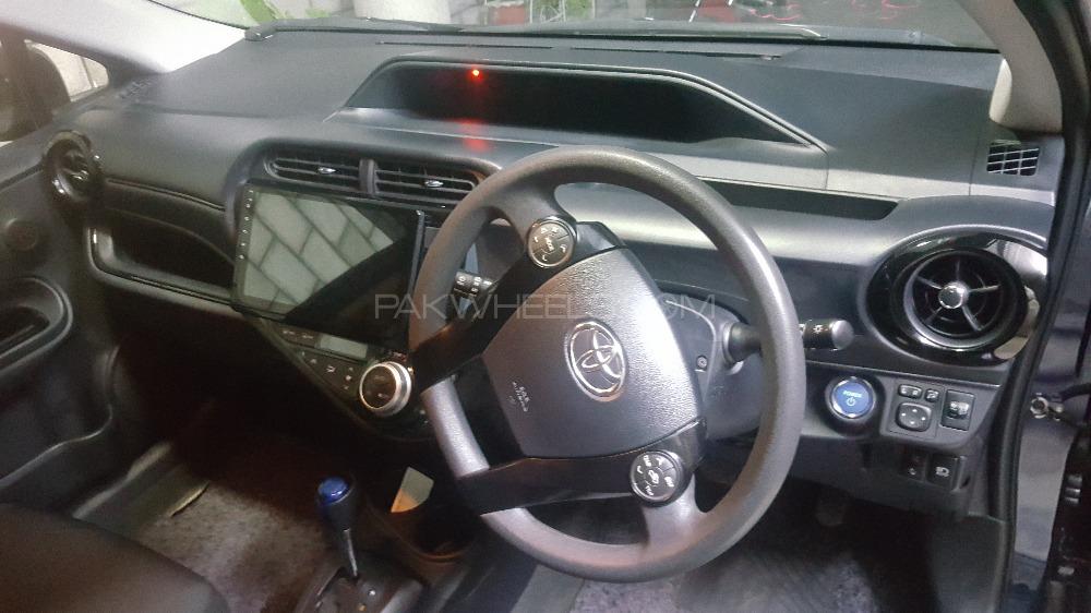 Toyota Aqua 2017 for Sale in Peshawar Toyota Aqua 2017 for Sale in Peshawar Image-3