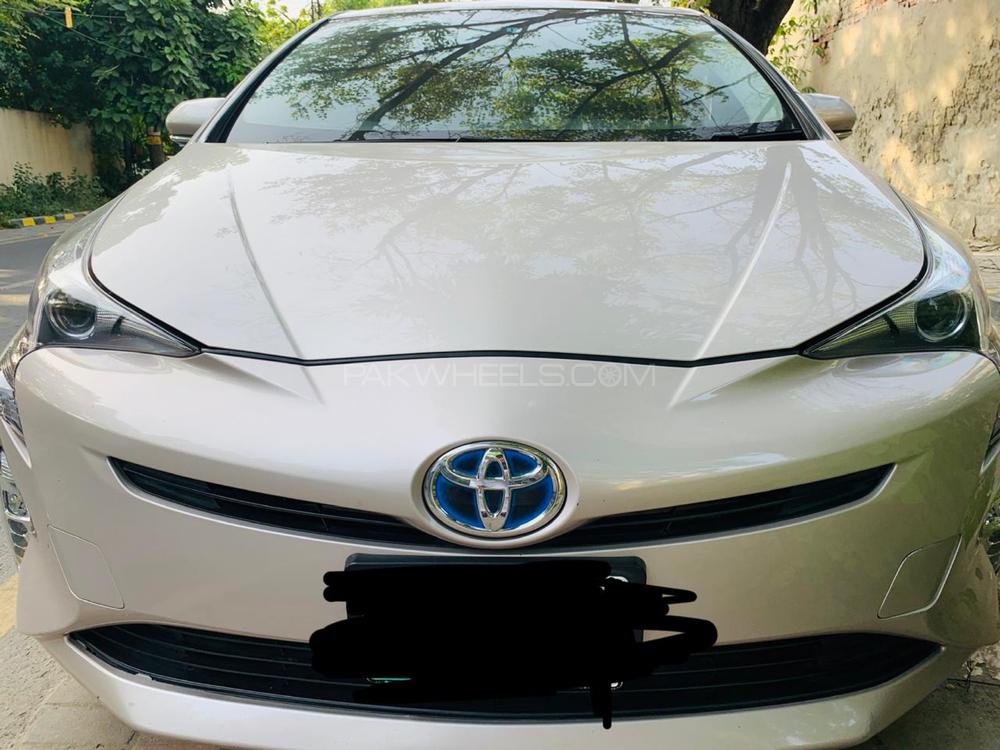 Toyota Prius 2015 for Sale in Lahore Image-1