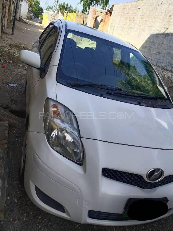 Toyota Vitz 2010 for Sale in Peshawar Toyota Vitz 2010 for Sale in Peshawar Image-2