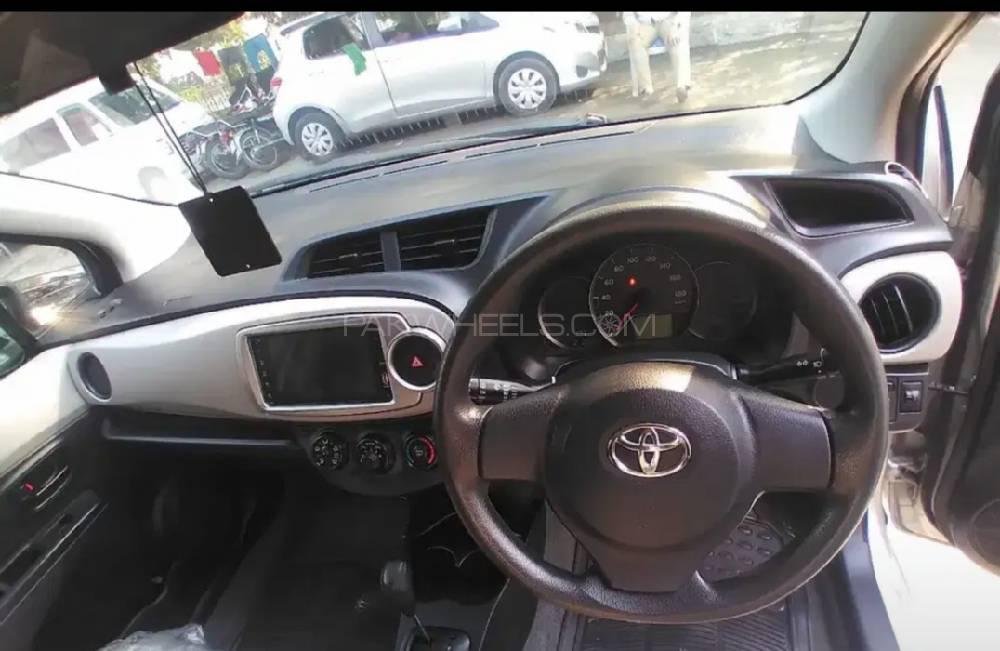 Toyota Vitz 2013 for Sale in Rawalpindi Toyota Vitz 2013 for Sale in Rawalpindi Image-8
