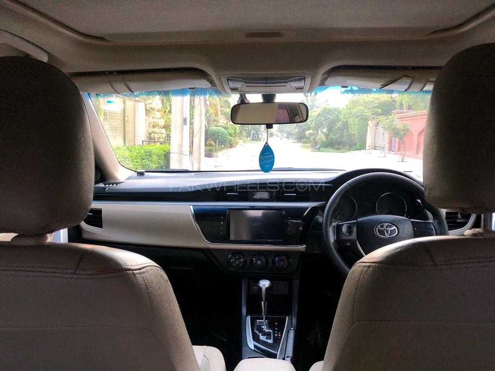 Toyota Corolla 2015 for Sale in Lahore Toyota Corolla 2015 for Sale in Lahore Image-7