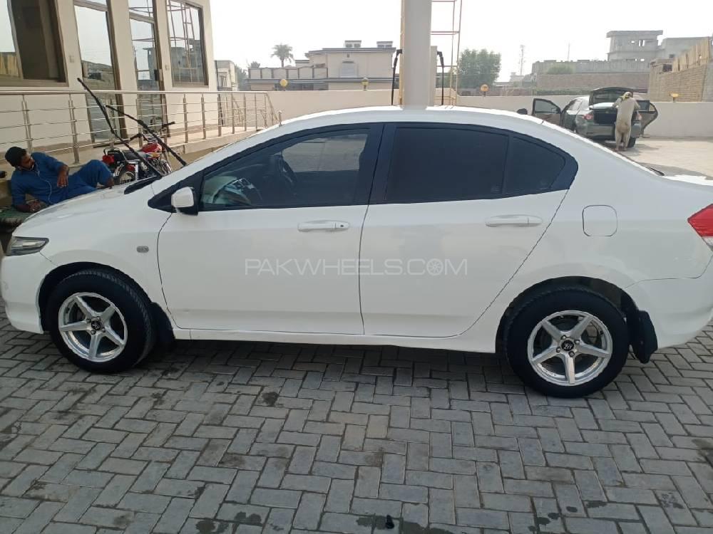 ہونڈا سٹی 2013 for Sale in ڈیرہ اسماعیل خان ہونڈا سٹی 2013 for Sale in ڈیرہ اسماعیل خان Image-5