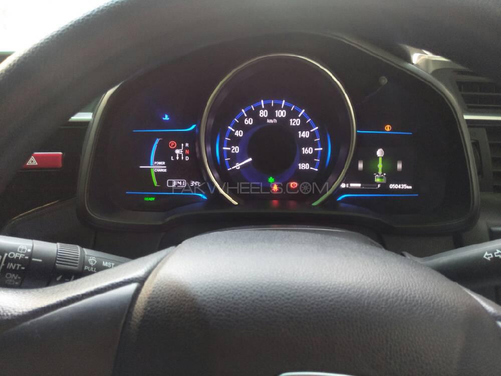 Honda Fit 2014 for Sale in Lahore Honda Fit 2014 for Sale in Lahore Image-7