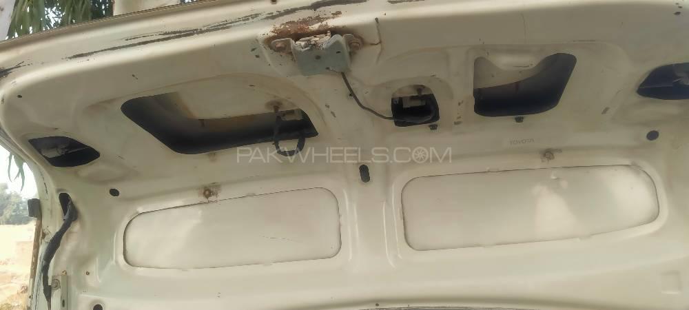 Toyota Corolla 2002 for Sale in Lahore Toyota Corolla 2002 for Sale in Lahore Image-10