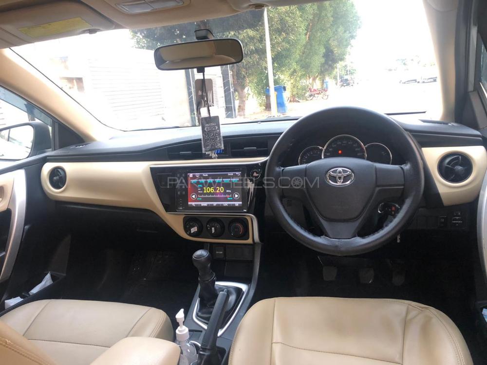 Toyota Corolla 2018 for Sale in Lahore Toyota Corolla 2018 for Sale in Lahore Image-11