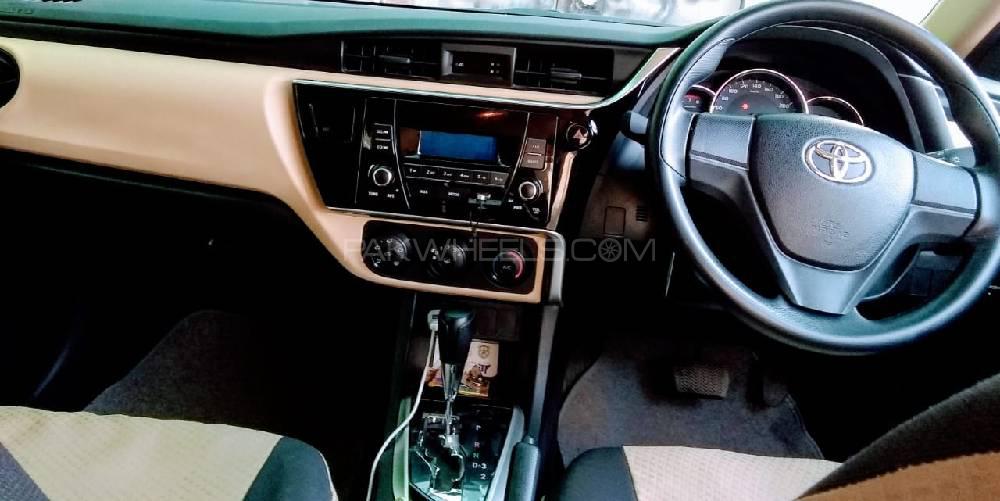 Toyota Corolla 2020 for Sale in Karachi Image-1