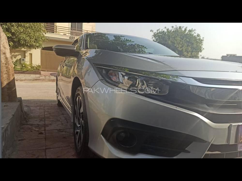Honda Civic 2017 for Sale in Multan Honda Civic 2017 for Sale in Multan Image-3