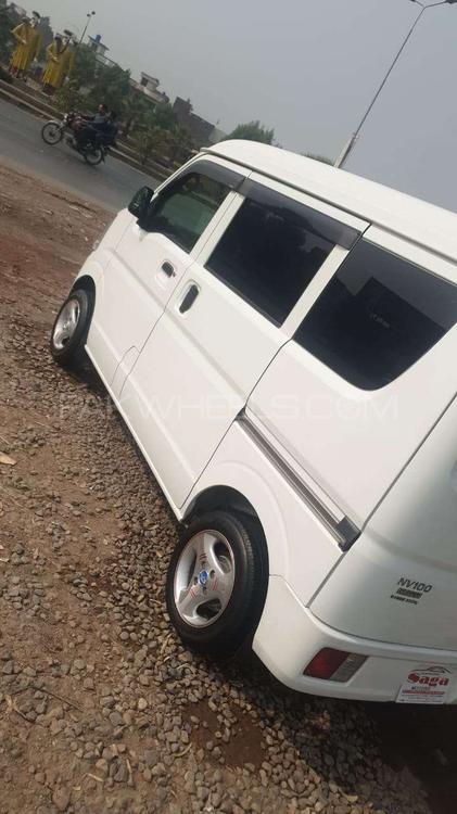 نسان کلپر 2015 for Sale in گجرانوالہ نسان کلپر 2015 for Sale in گجرانوالہ Image-4