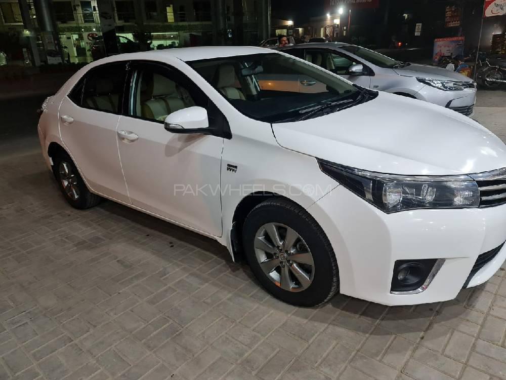 Toyota Corolla 2016 for Sale in Lahore Toyota Corolla 2016 for Sale in Lahore Image-2
