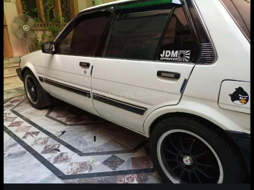 Toyota Corolla 1986 for Sale in Peshawar Image-1