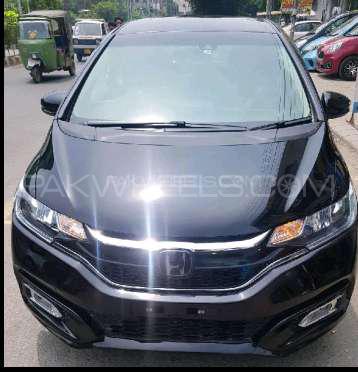 Honda Fit 2017 for Sale in Lahore Image-1