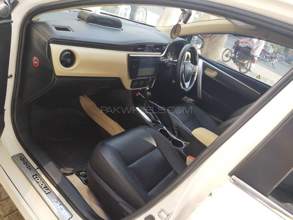 Toyota Corolla 2019 for Sale in Lahore Toyota Corolla 2019 for Sale in Lahore Image-10