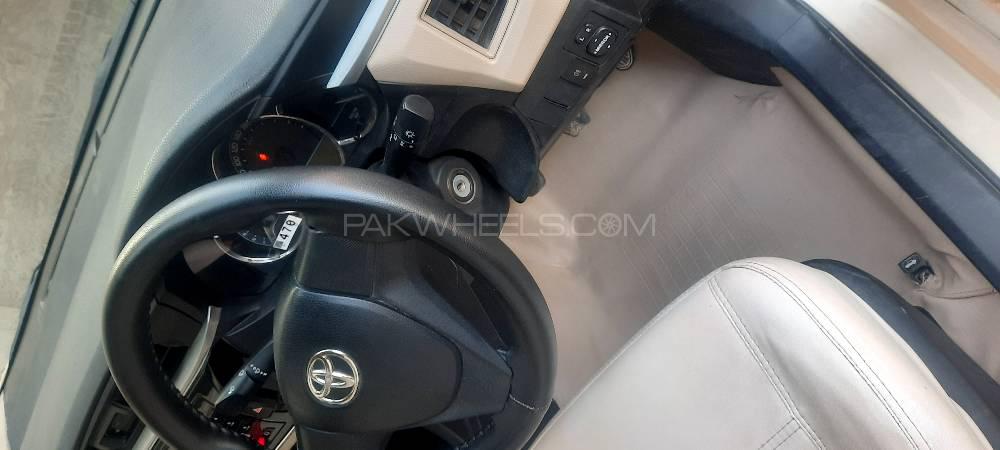 Toyota Corolla 2016 for Sale in Sukkur Toyota Corolla 2016 for Sale in Sukkur Image-14