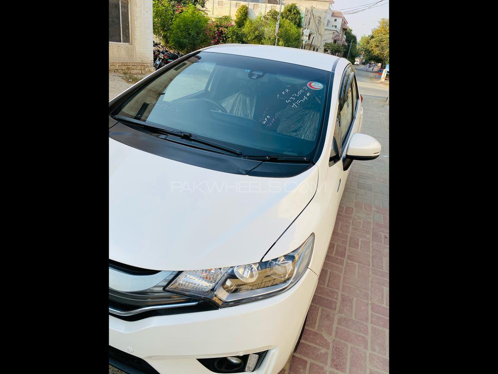 Honda Fit 2015 for Sale in Multan Honda Fit 2015 for Sale in Multan Image-6