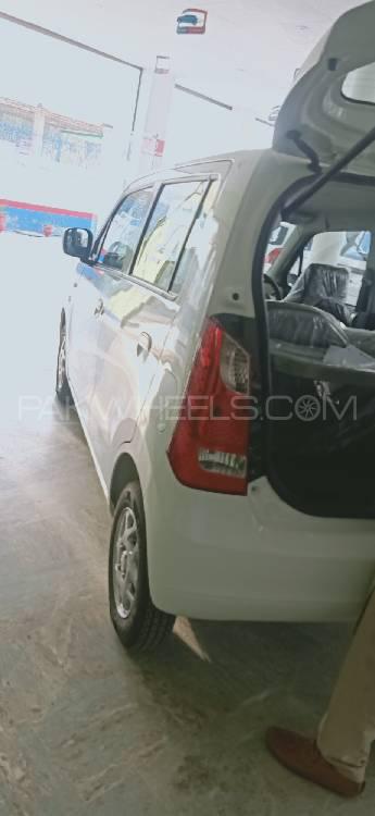 Suzuki Wagon R 2020 for Sale in Peshawar Suzuki Wagon R 2020 for Sale in Peshawar Image-4