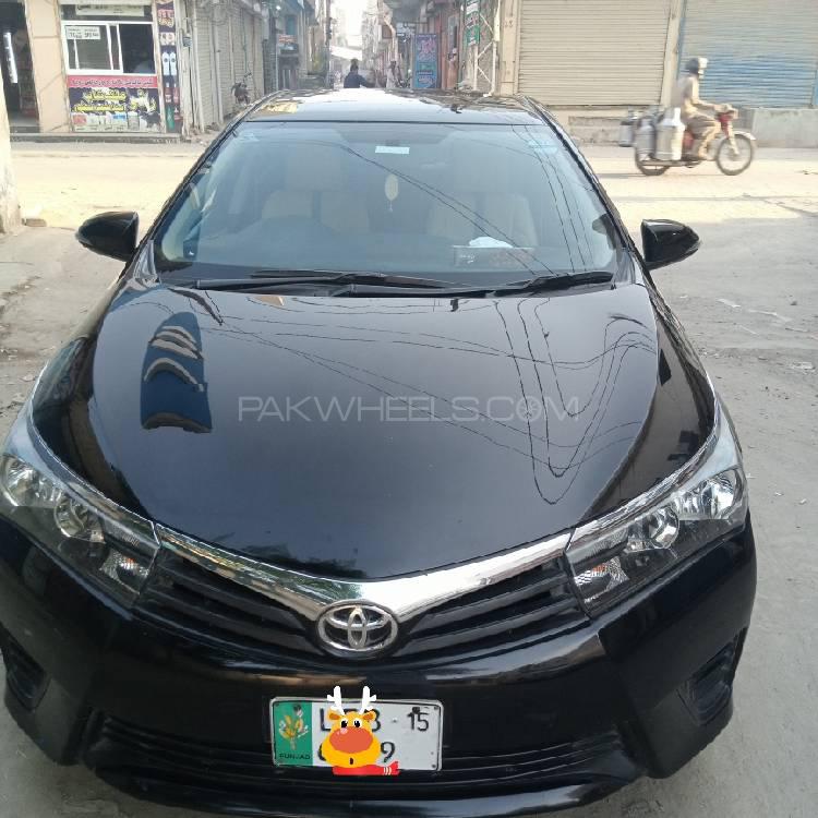 Toyota Corolla 2015 for Sale in Lahore Image-1