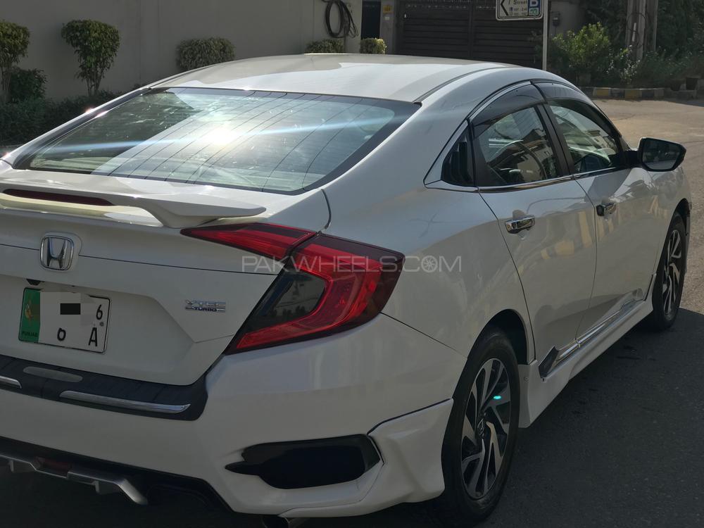 Honda Civic 2016 for Sale in Sialkot Honda Civic 2016 for Sale in Sialkot Image-4