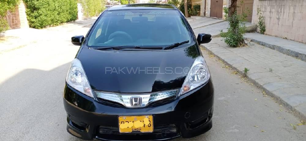 Honda Fit 2011 for Sale in Karachi Honda Fit 2011 for Sale in Karachi Image-3
