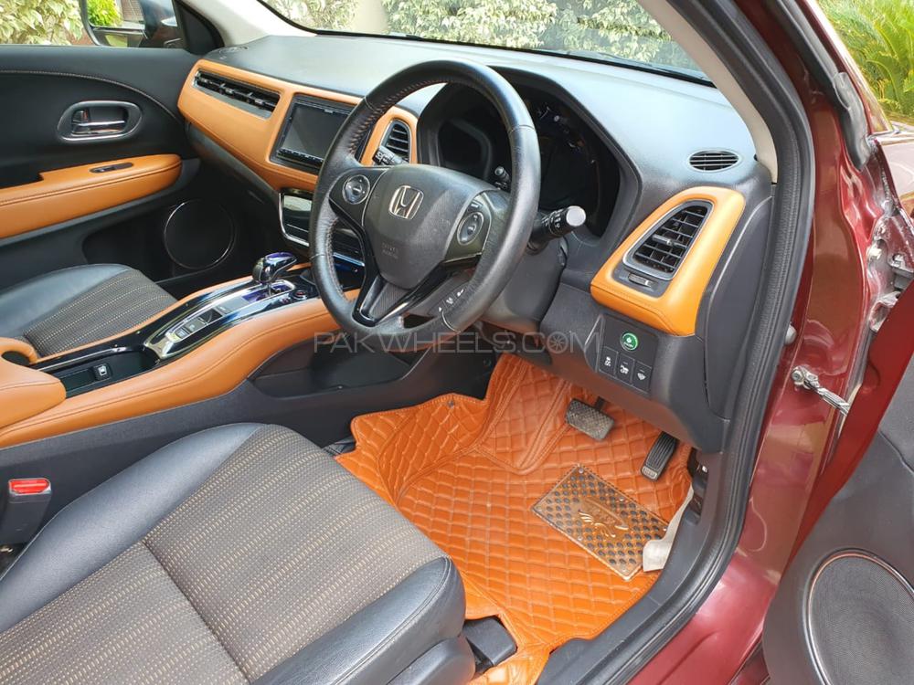 Honda Vezel 2015 for Sale in Lahore Honda Vezel 2015 for Sale in Lahore Image-7