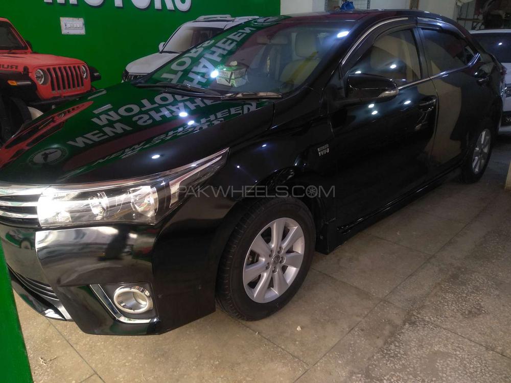 Toyota Corolla 2017 for Sale in Karachi Image-1