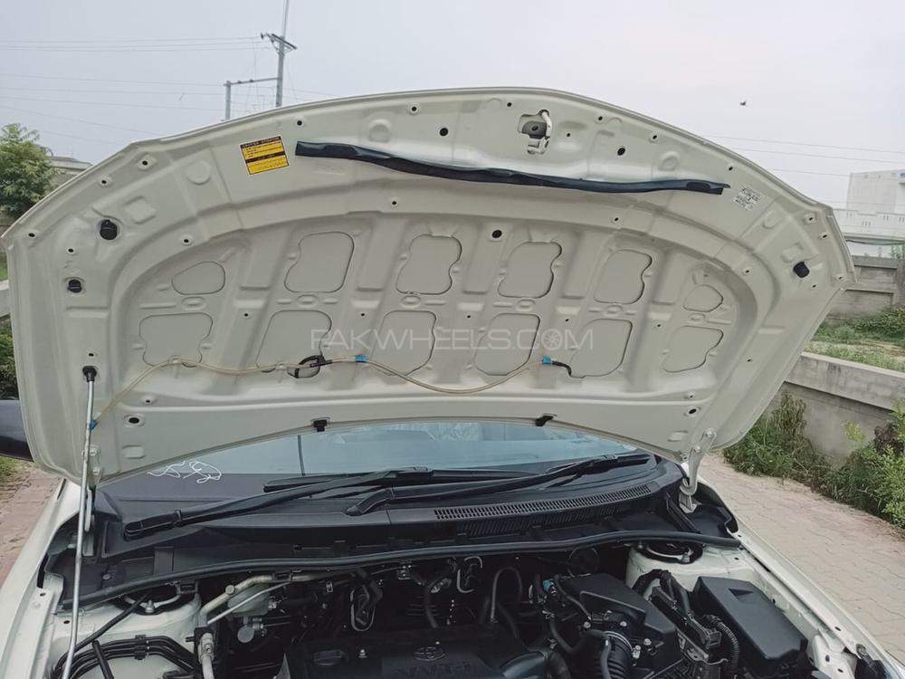 Toyota Corolla 2014 for Sale in Islamabad Toyota Corolla 2014 for Sale in Islamabad Image-12