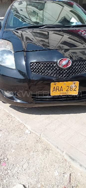 Toyota Vitz 2005 for Sale in Karachi Image-1