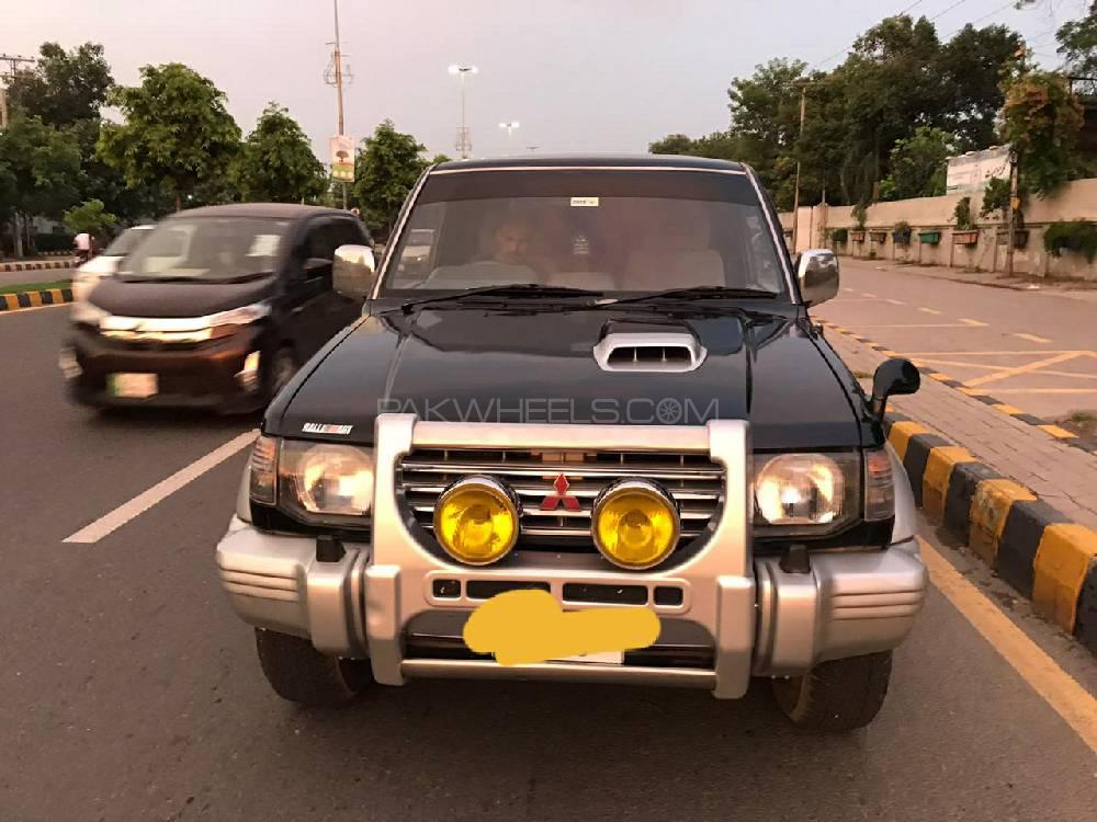 Mitsubishi Pajero 1992 for Sale in Lahore Mitsubishi Pajero 1992 for Sale in Lahore Image-3