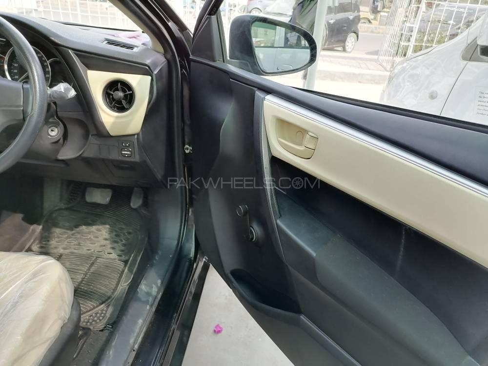 Toyota Corolla 2018 for Sale in Karachi Toyota Corolla 2018 for Sale in Karachi Image-6