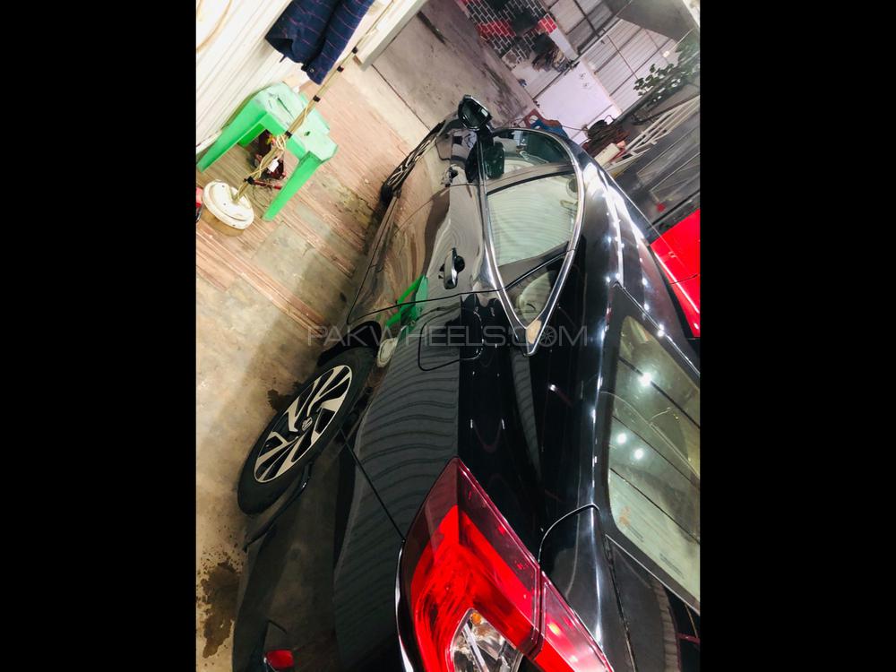 Honda Civic 2016 for Sale in Multan Honda Civic 2016 for Sale in Multan Image-6