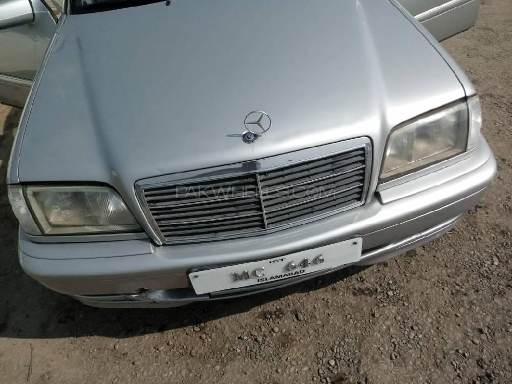 Mercedes Benz C Class 1998 for Sale in Peshawar Mercedes Benz C Class 1998 for Sale in Peshawar Image-14