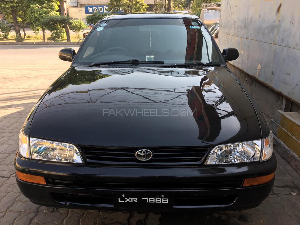 Toyota Corolla 2000 for Sale in Lahore Image-1