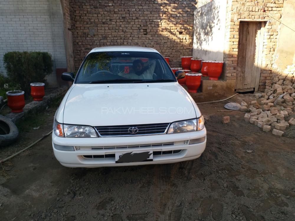 Toyota Corolla 2000 for Sale in Peshawar Image-1